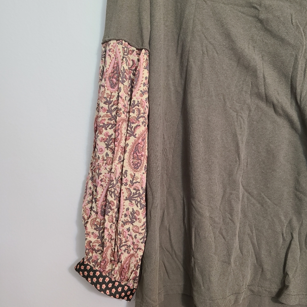 Free People Army Green Paisley Priny Mixed Media Long Sleeve Shirt Medium - Picture 9 of 10